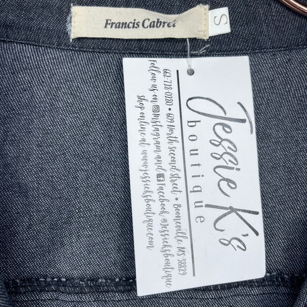 NWT Francis Cabrel Gray Denim Long Sleeve Frayed Hem Button Front Dress Size Sm - Picture 12 of 13